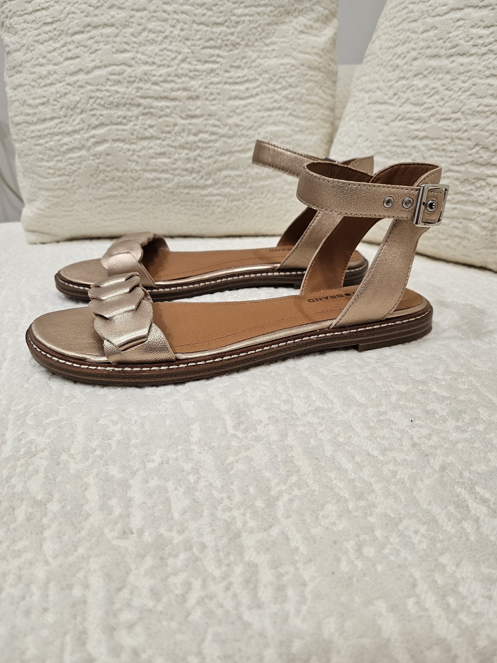 Lucky Brand Metallic Rose Gold Ruffle Ankle-Strap Sandals